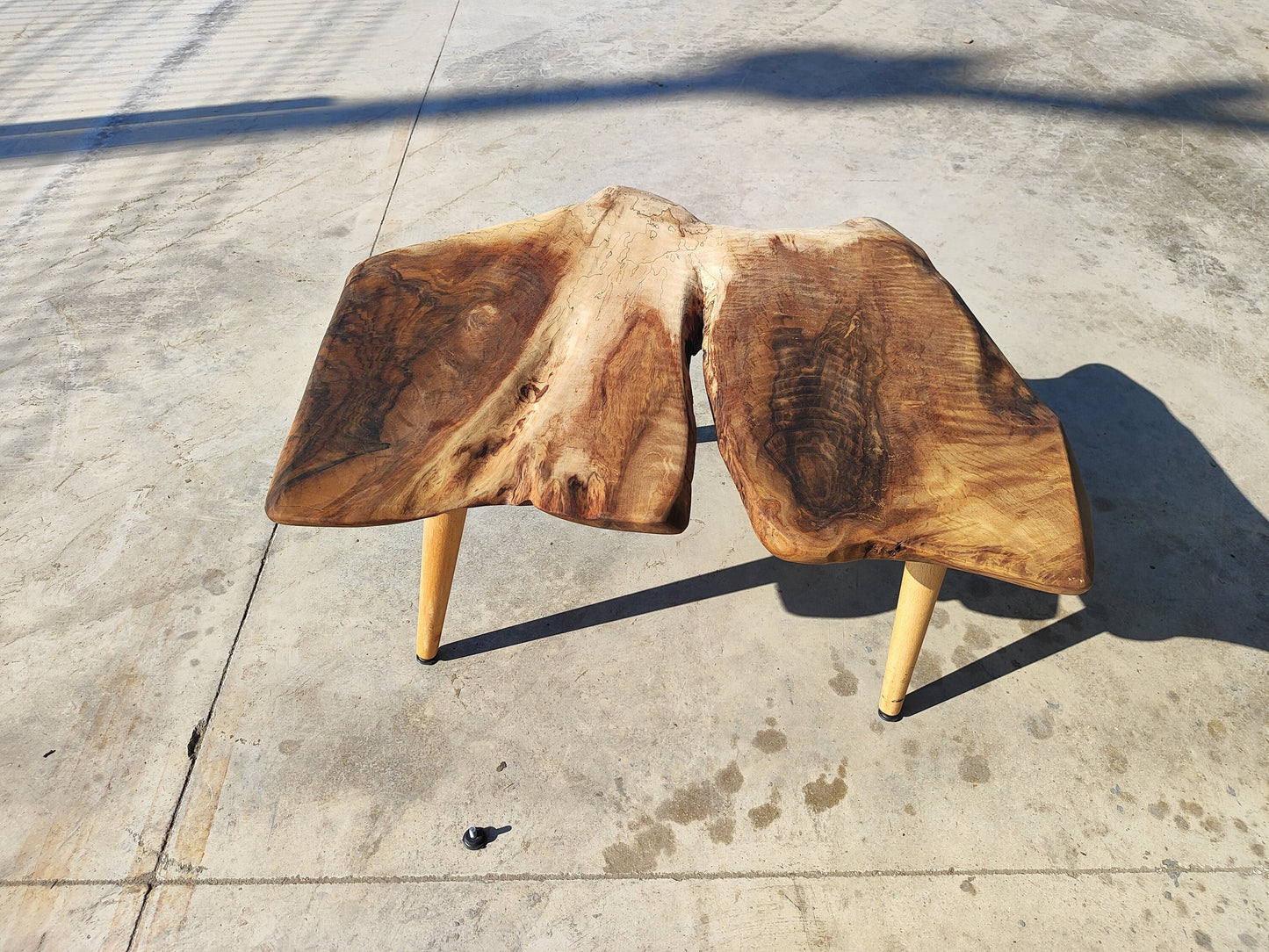 Rustieke handgemaakte houten salontafel - Unieke walnoot (WG-1032)