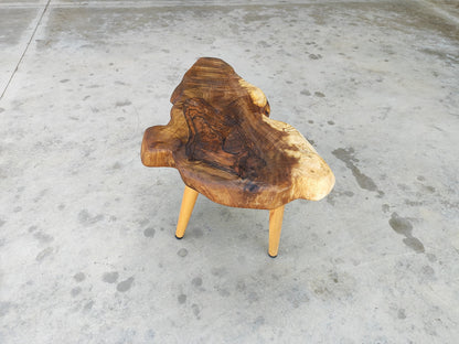 Rustieke handgemaakte houten salontafel - Unieke walnoot (WG-1073)