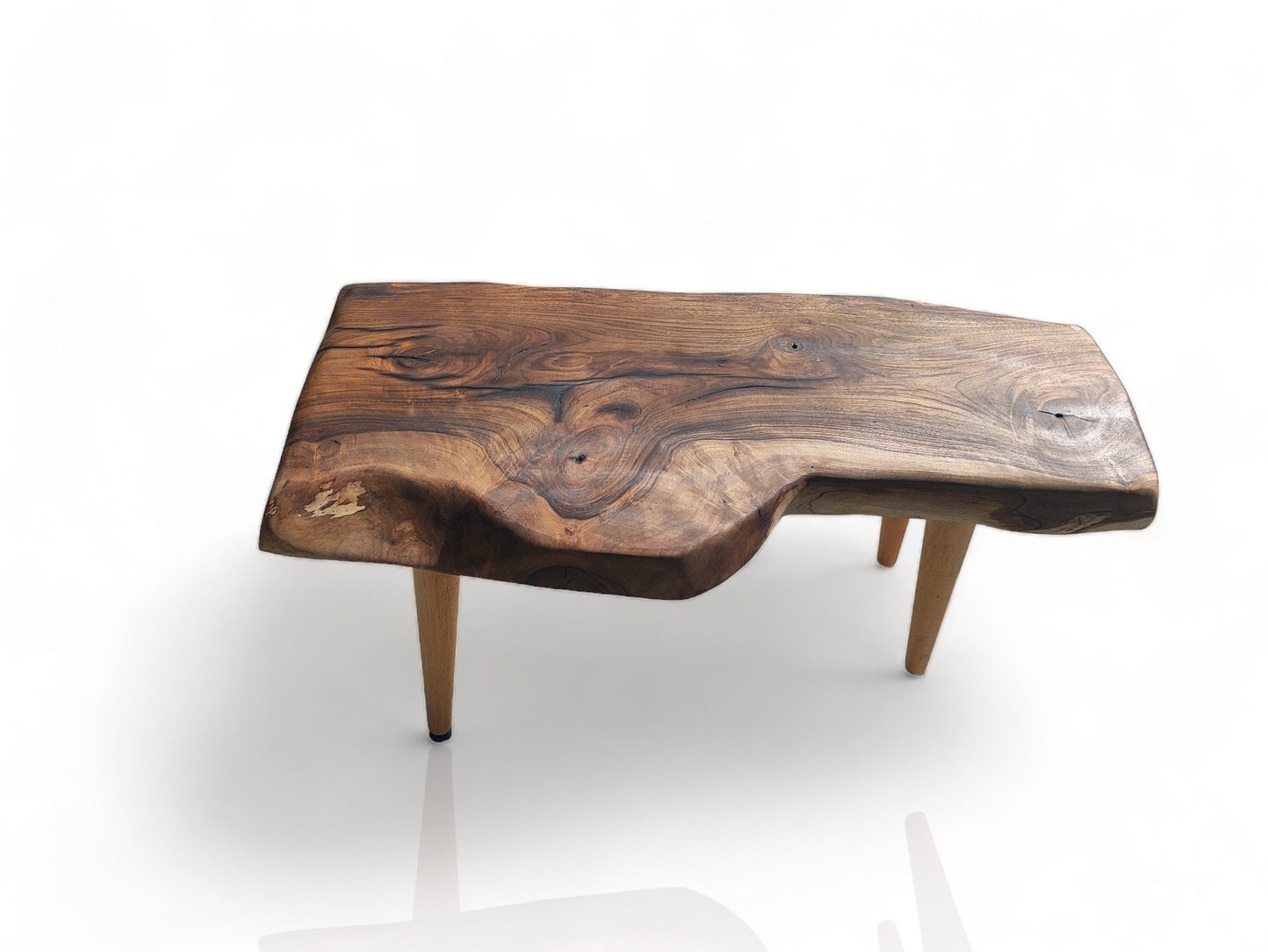 Rustieke handgemaakte houten salontafel - Unieke walnoot (WG-1017)