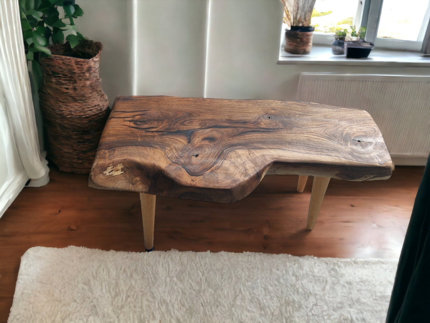 Rustieke handgemaakte houten salontafel - Unieke walnoot (WG-1017)